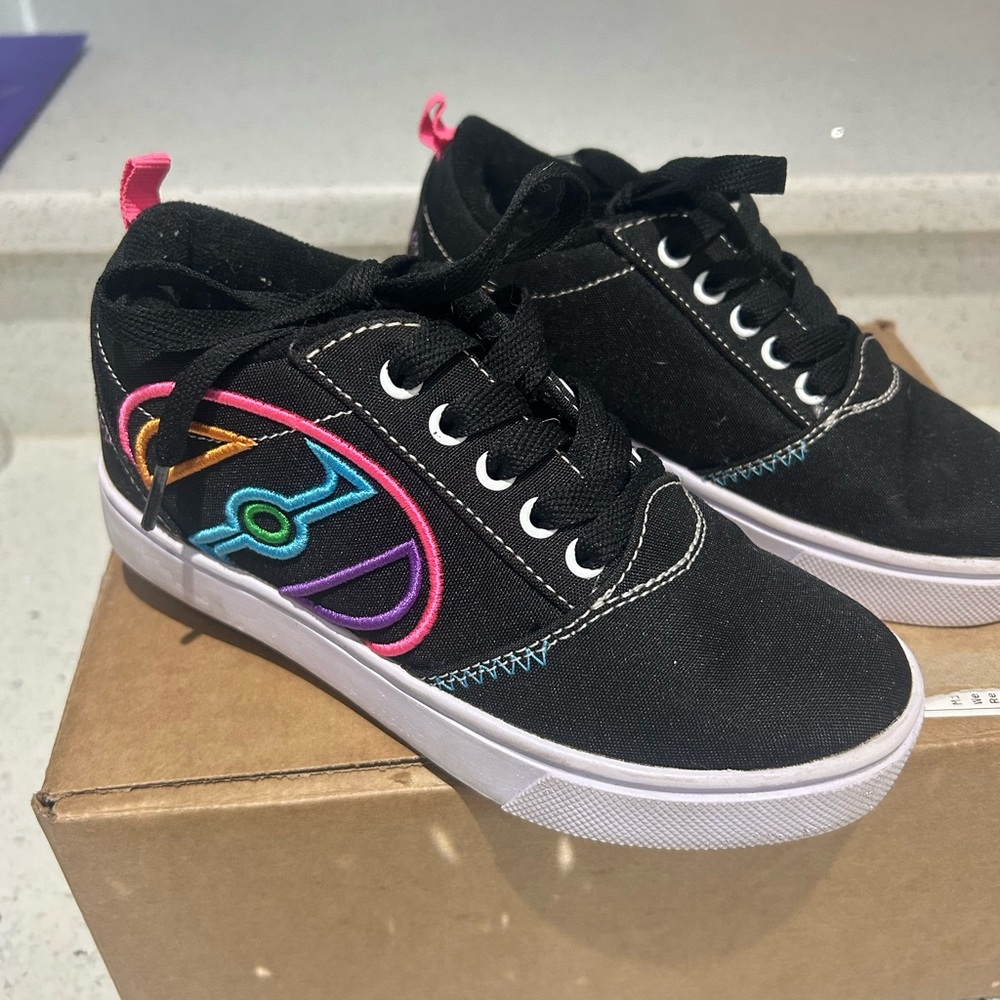 Heelys Black Sneakers with Colorful Accents Size 1